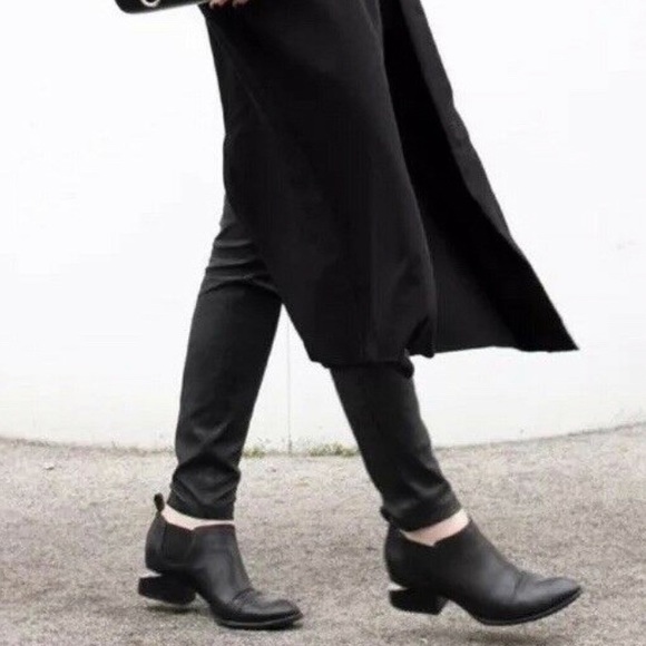 Alexander Wang Low Ankle Boots - Picture 2 of 8